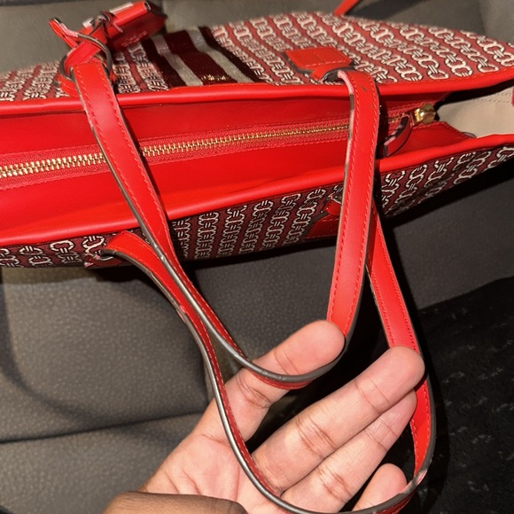 Tory Burch Purse - Picture 4 of 11